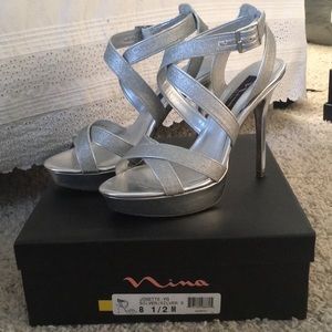 Nina Josette Silver Sandals, Size 8 1/2.